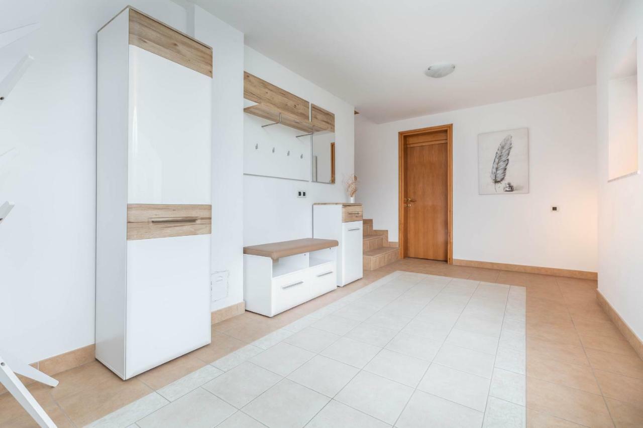 Apartment Villa Nera Pula Eksteriør billede
